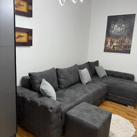 Apartment Golden Crown *